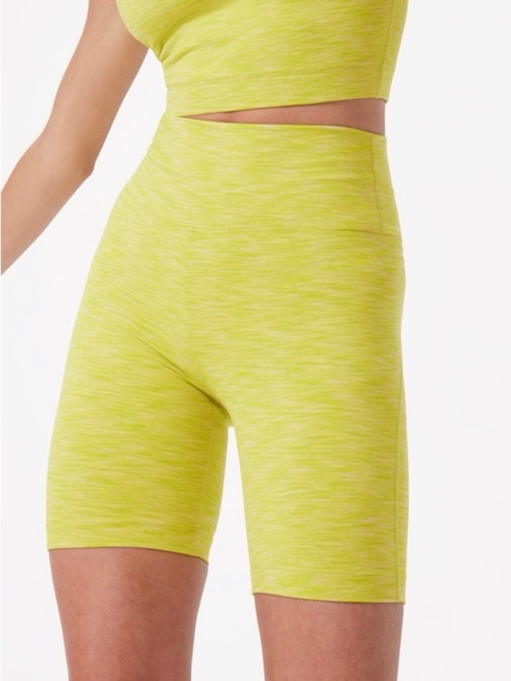 Outdoor Voices Flow 7 In Yellow Green Heathered Athletic Biker Shorts‎